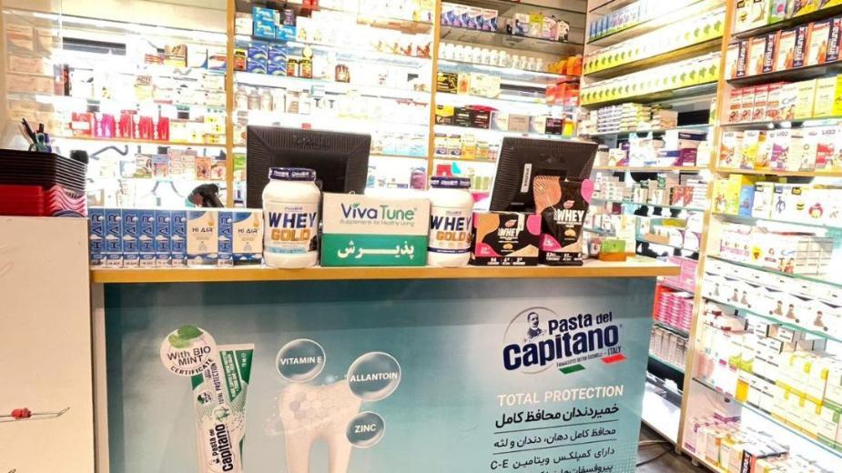 فروش تجهیزات داروخانه فروش فوری قفسه، تابلو سردر، ۶ دوربین مداربسته + DVR"دست دو/مدینیوم