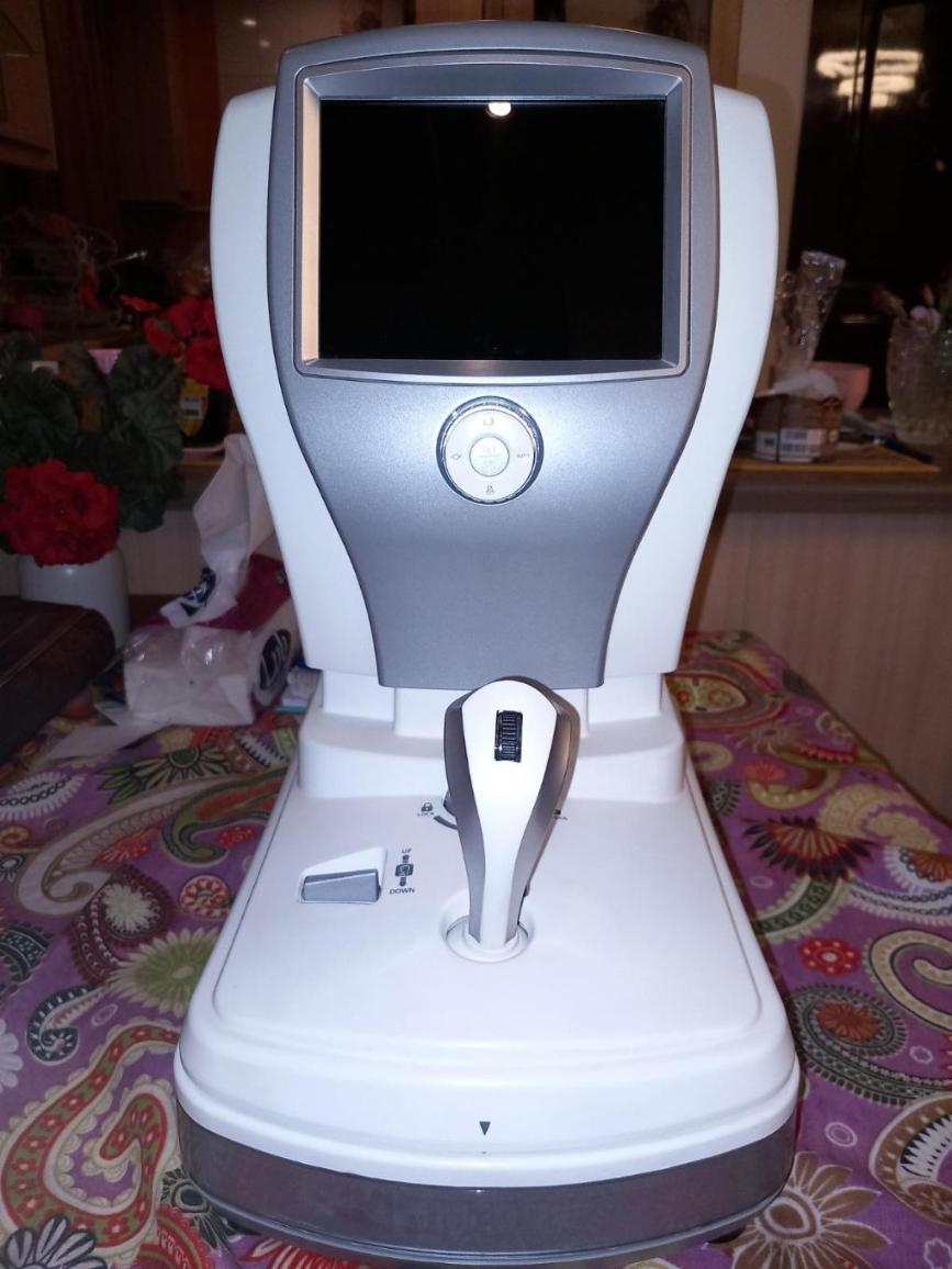 اتوکراتورفرکتومتر KR11 MEDIZدست دو/مدینیوم