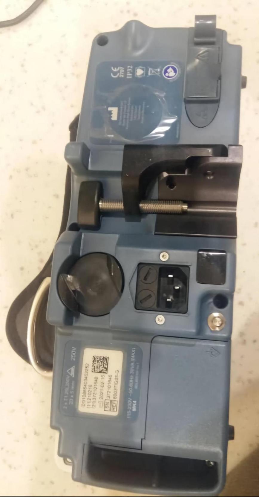 پمپ سرنگ انفوزیون مدل Alaris GH Plusنو/مدینیوم