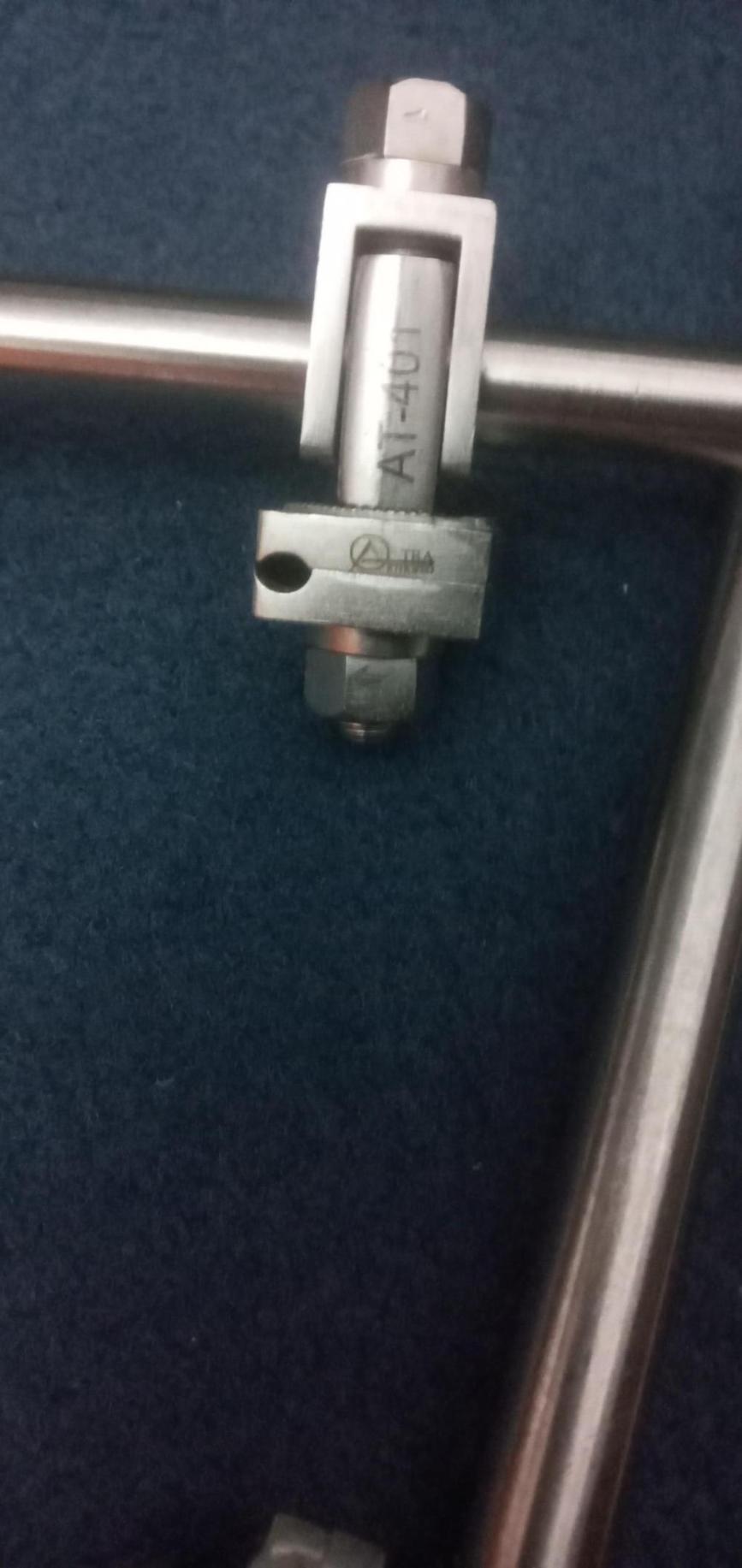 یک کیلو چهارصدپلاتین پزشکی۱۴۰۰دست دو/مدینیوم