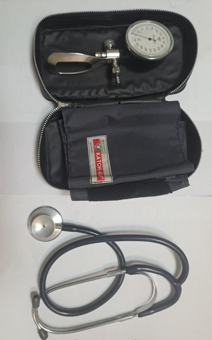 گوشی و فشارسنج ریشتر دست دو/مدینیوم