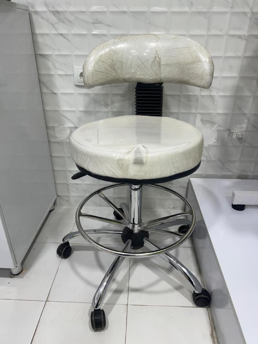 صندلي چرخ دارنو/مدینیوم