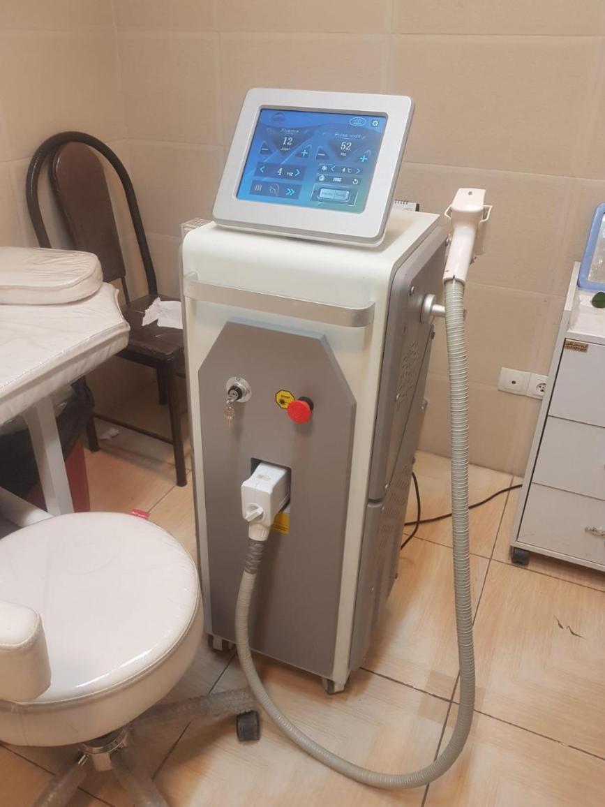 دستگاه لیزر دایود دست دو/مدینیوم