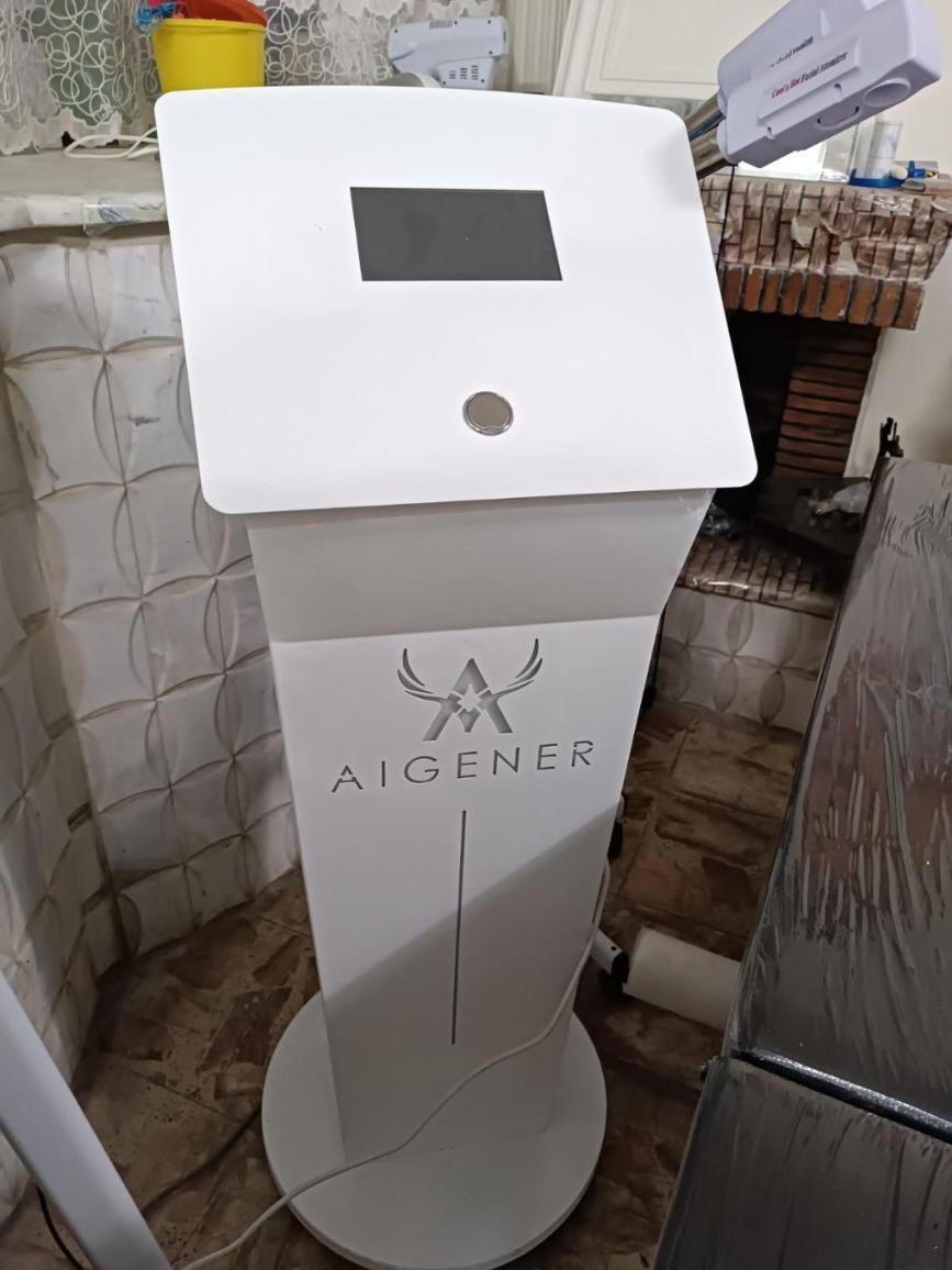 دستگاه کربوکسی کاملا نو فقط24تومندست دو/مدینیوم