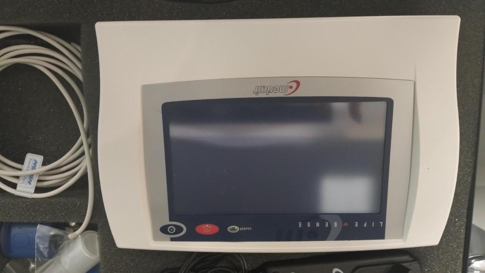 دستگاه پالس اکسی متر مدلmedairنو/مدینیوم