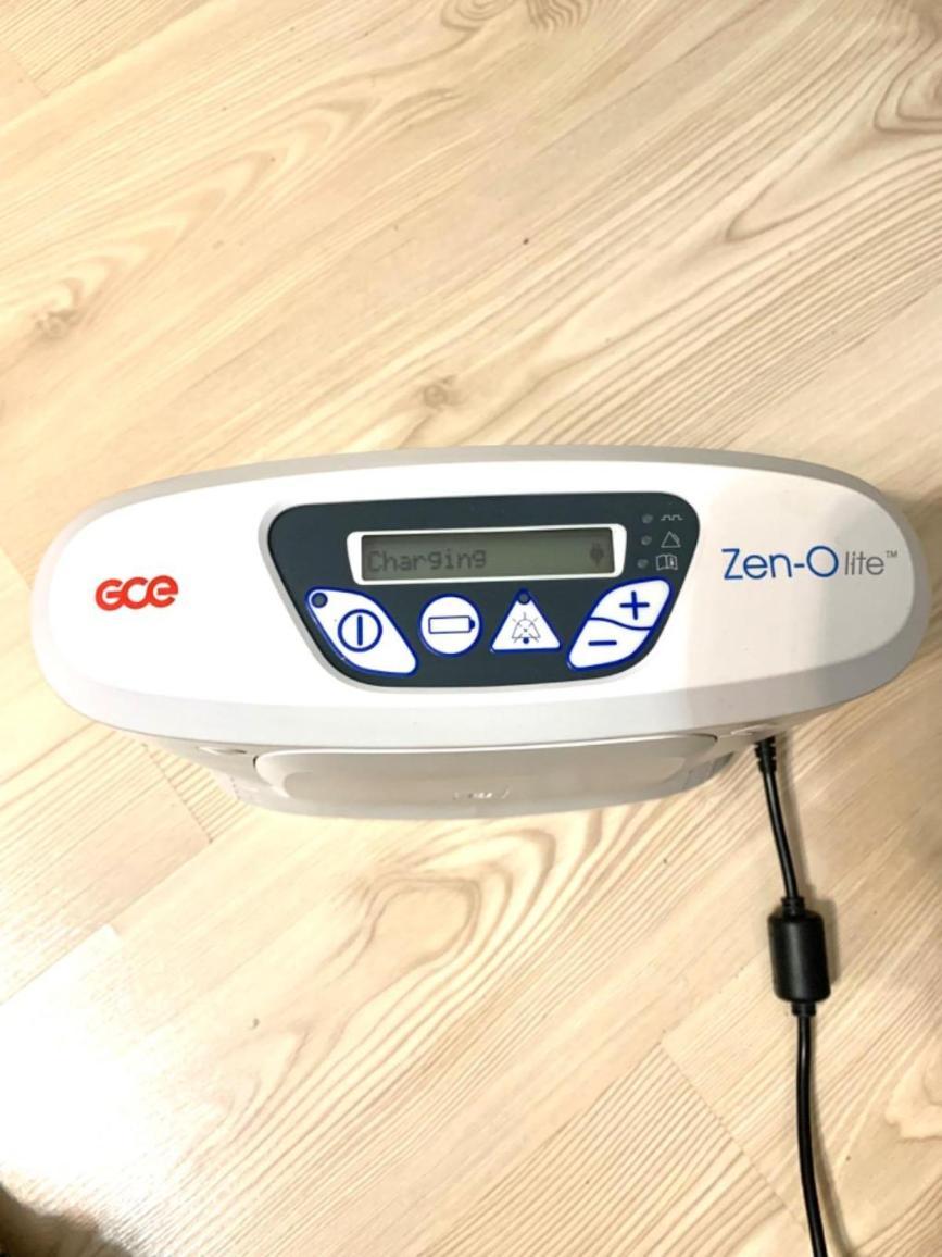 اکسیژن ساز ۵لیتری قابل حمل برند انگلیسی Zen O liteدست دو/مدینیوم