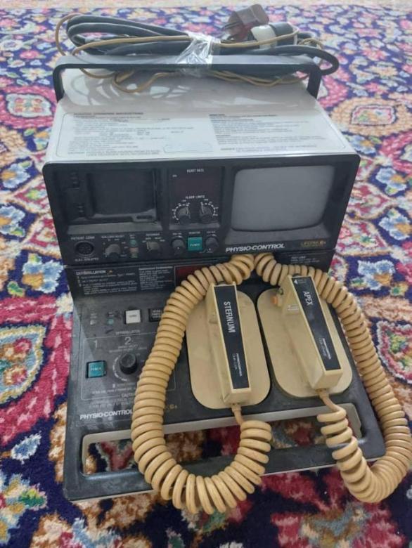 دستگاه شوک امریکاییدست دو/مدینیوم