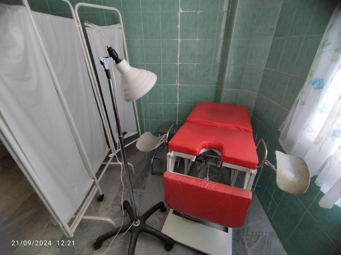 وسایل کامل مطب مامایی در حد نودست دو/مدینیوم