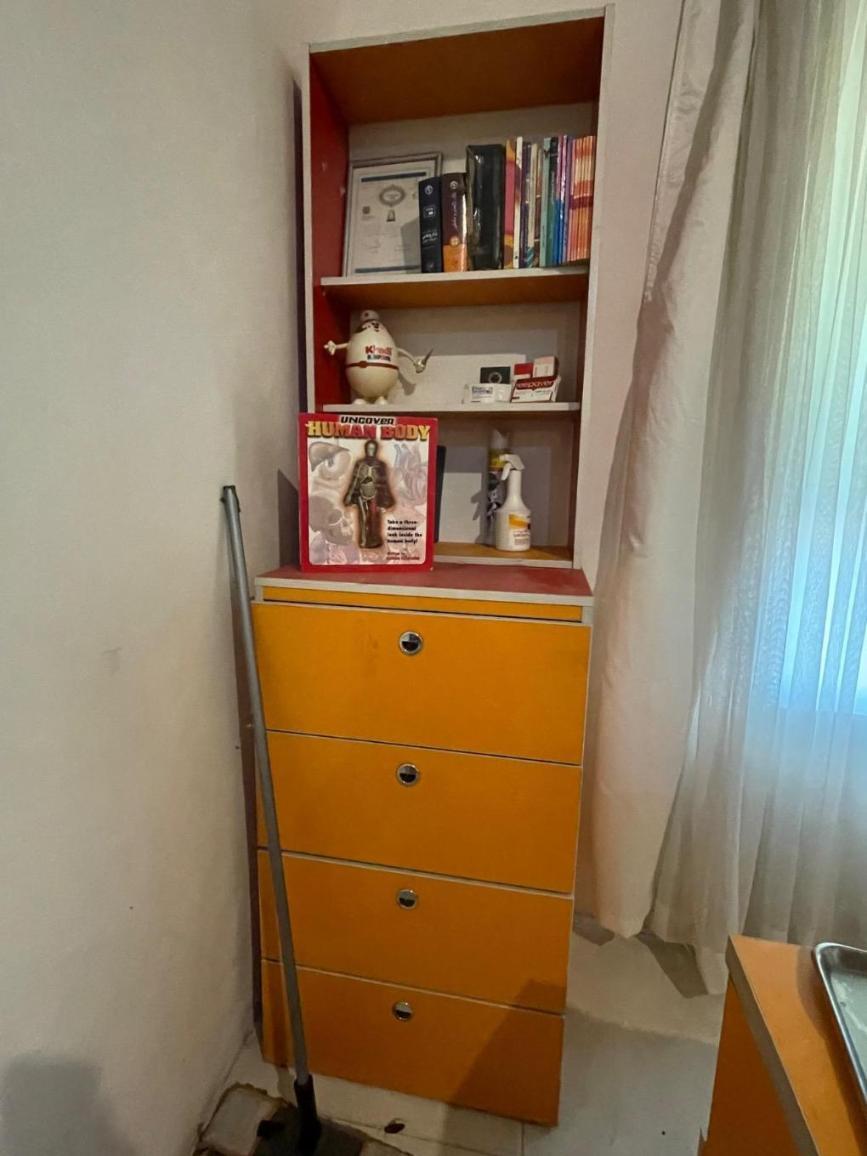 فروش وسایل کامل مطب مامایی در حد نودست دو/مدینیوم