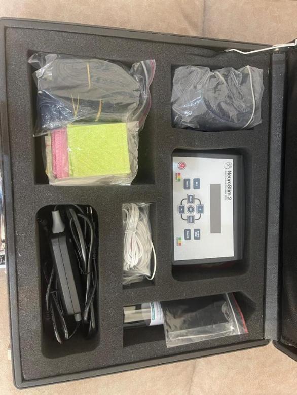 دستگاه TDCS برند مدیناطب، مدل نورواستیم 2 دست دو/مدینیوم