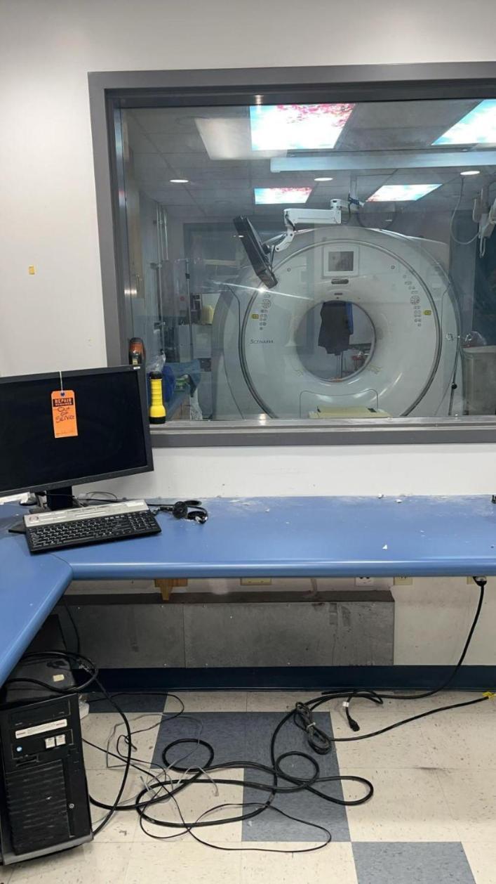 Whole Body X-ray CT system /HITACHI Sceneria دست دو/مدینیوم