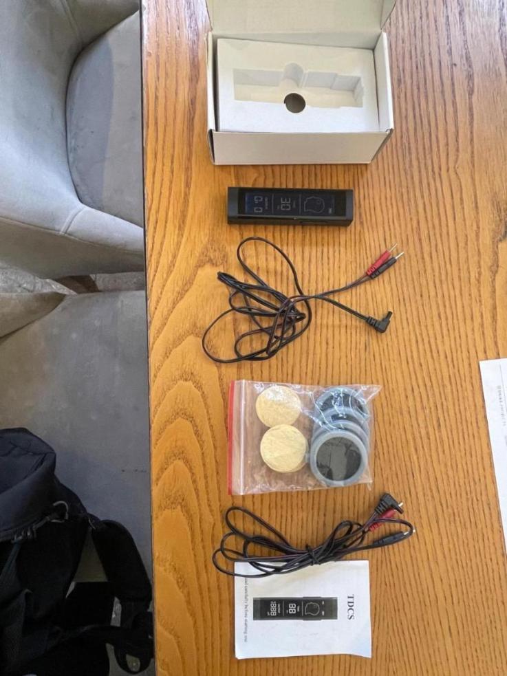 دستگاه tDCS پرتابلدست دو/مدینیوم