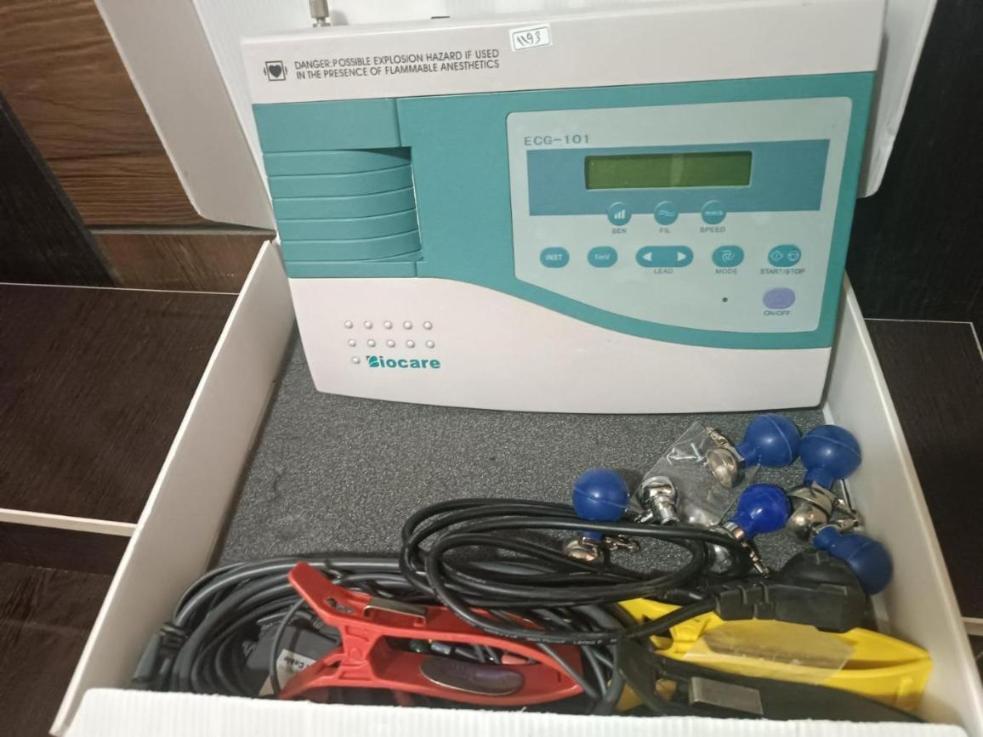 دستگاه نوار قلب تک کانالدست دو/مدینیوم