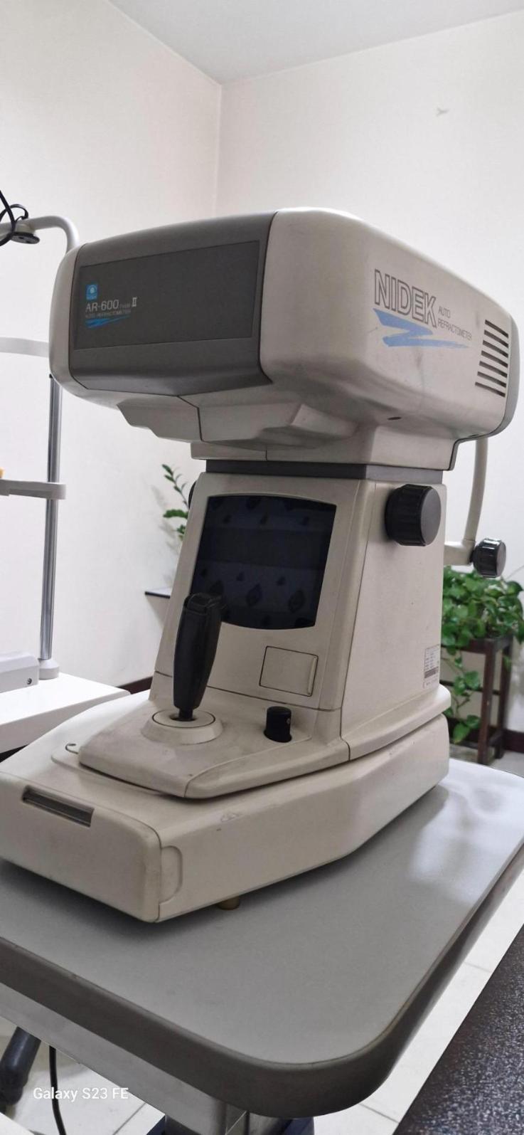 اتورفرکتومتر نایدک AR600 تیپ ۲دست دو/مدینیوم