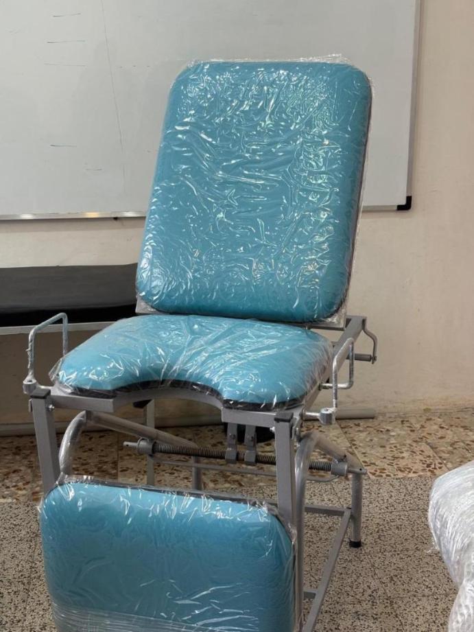 تخت ژنیکولوژینو/مدینیوم