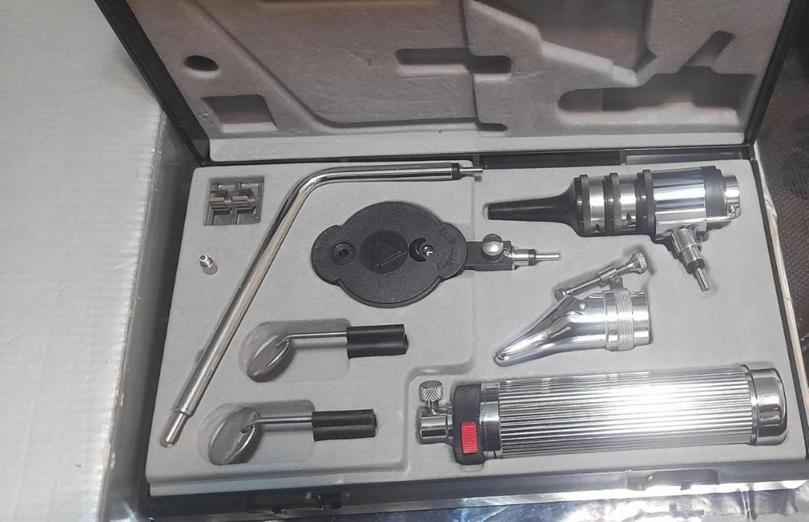 ست معاینه کلاسیک ریشتر مدل2050 Economدست دو/مدینیوم