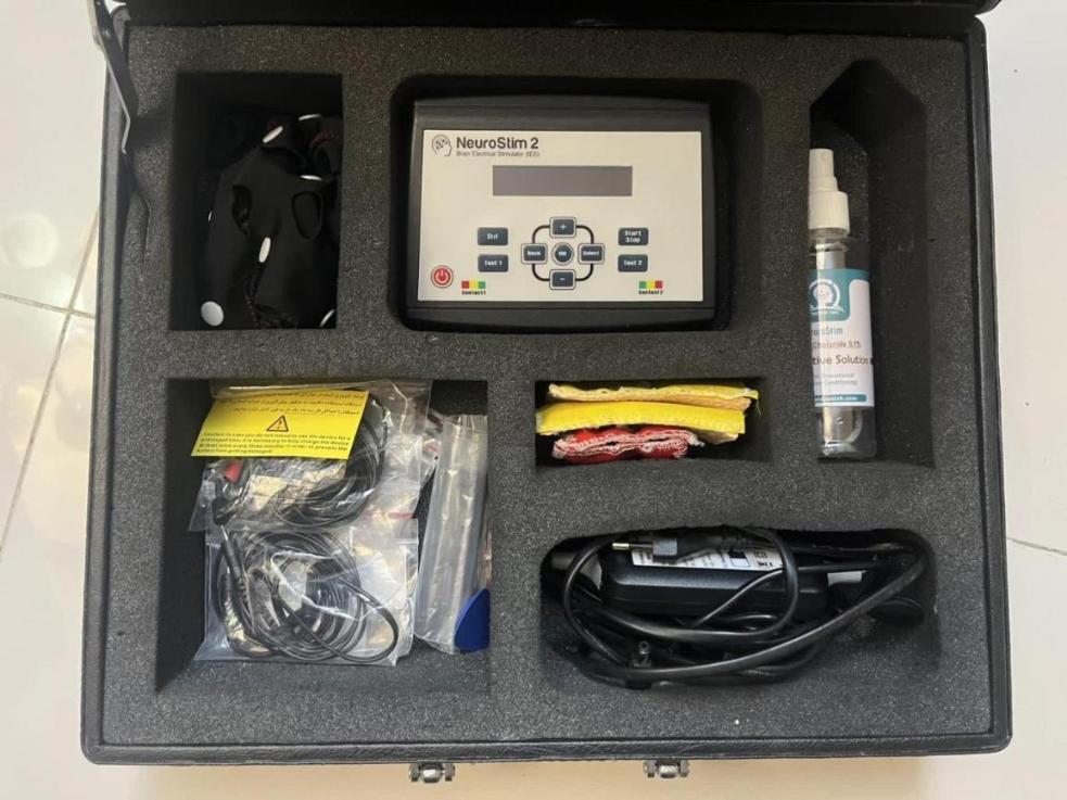 دستگاه تحریک الکتریکی مغز(نورواستیم 2 همراه با نرم افزار)دست دو/مدینیوم