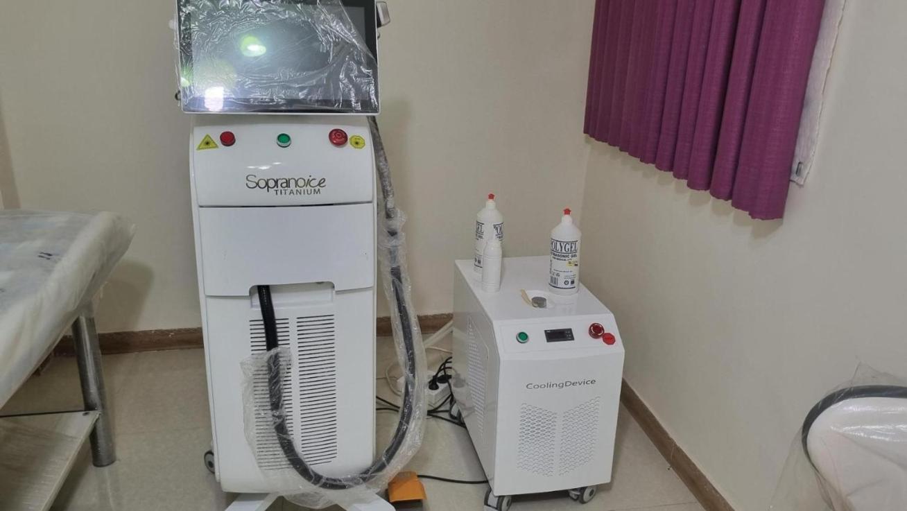 فروش تمام تجهیزات مطب زیبایی کم کارکرددست دو/مدینیوم