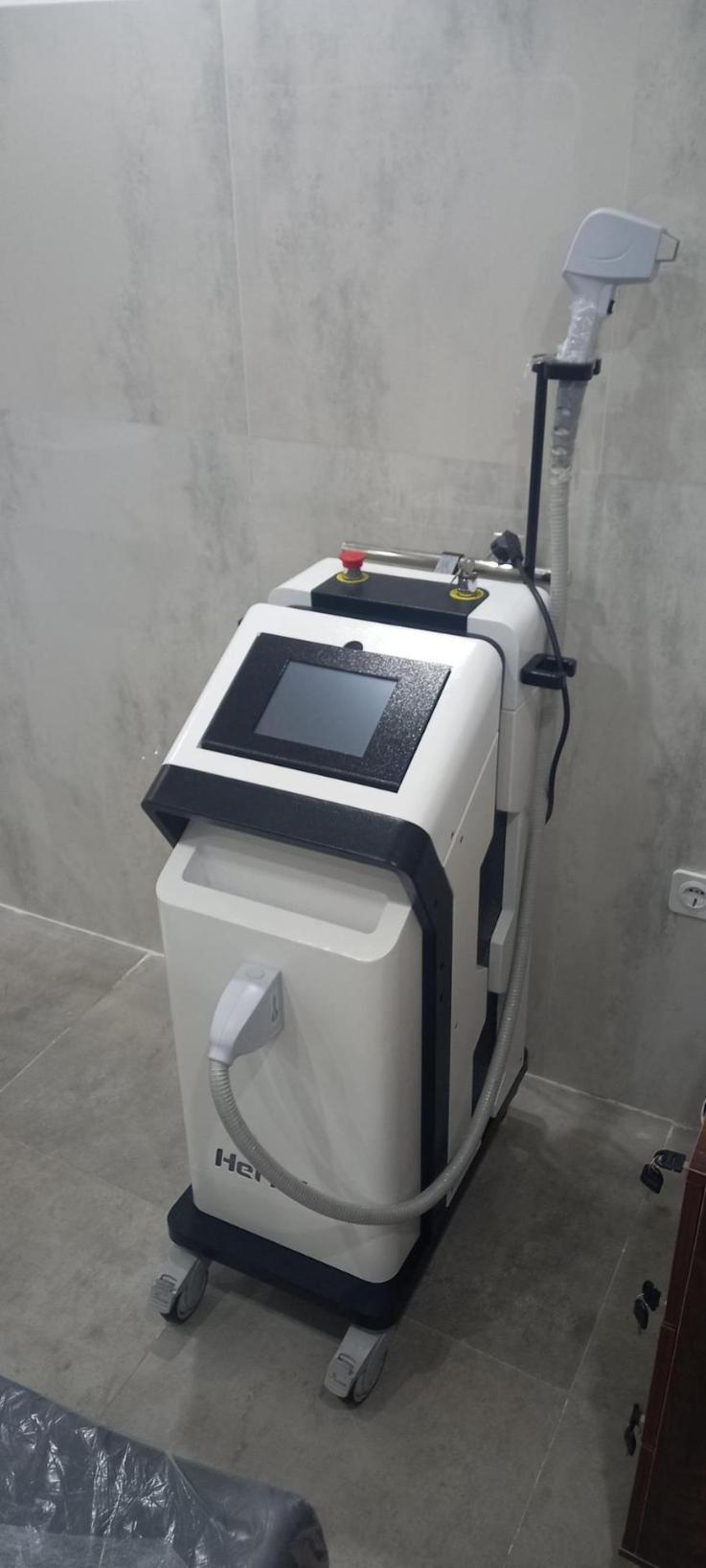 دستگاه لیزر موهای زائد Hermionدست دو/مدینیوم