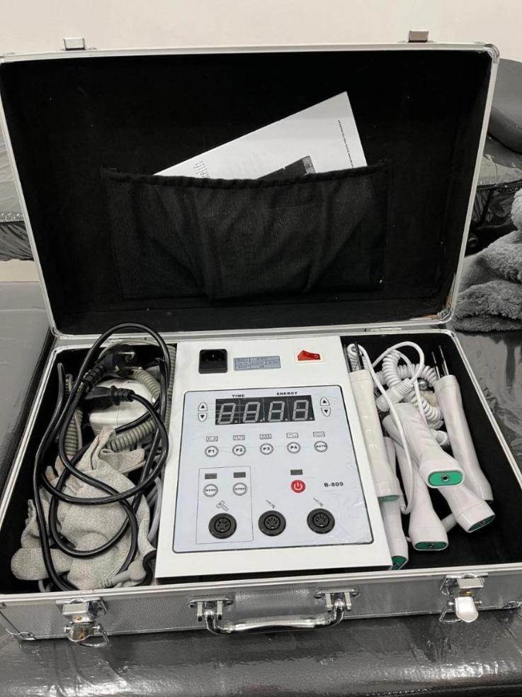 دستگاه میکروکارنتدست دو/مدینیوم