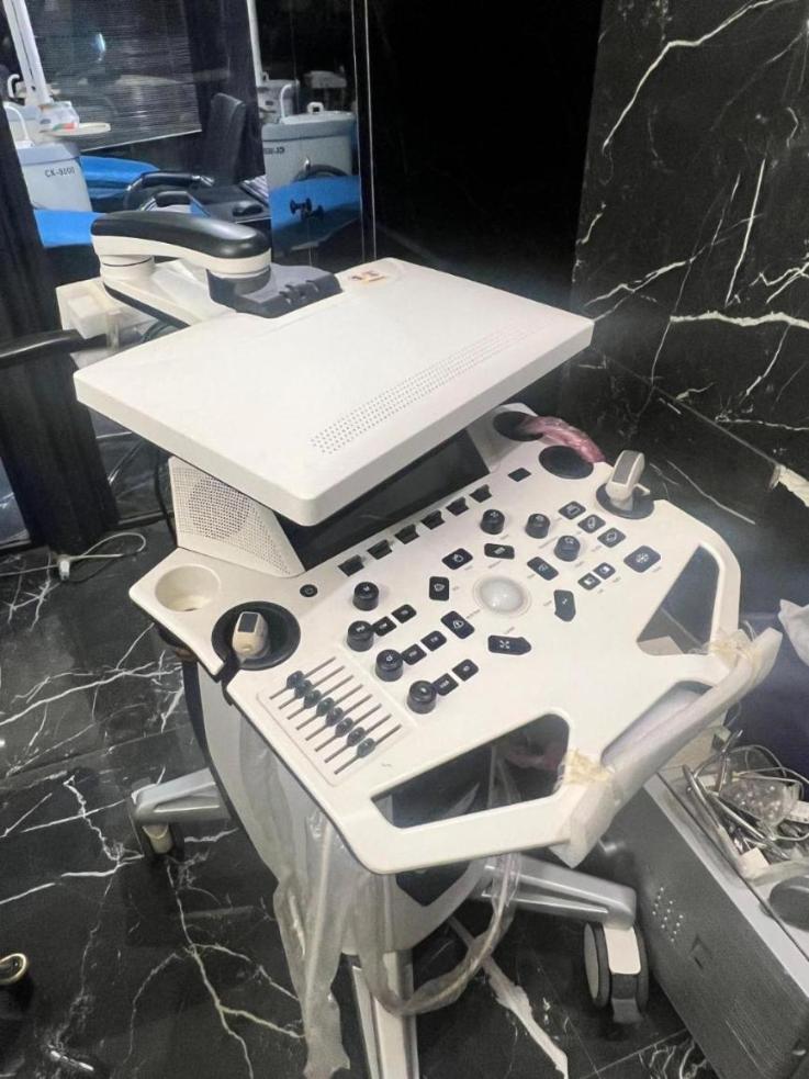 واگذاری فوری دستگاه سونوگرافی Vinno E30آکبند دو پروبنو/مدینیوم