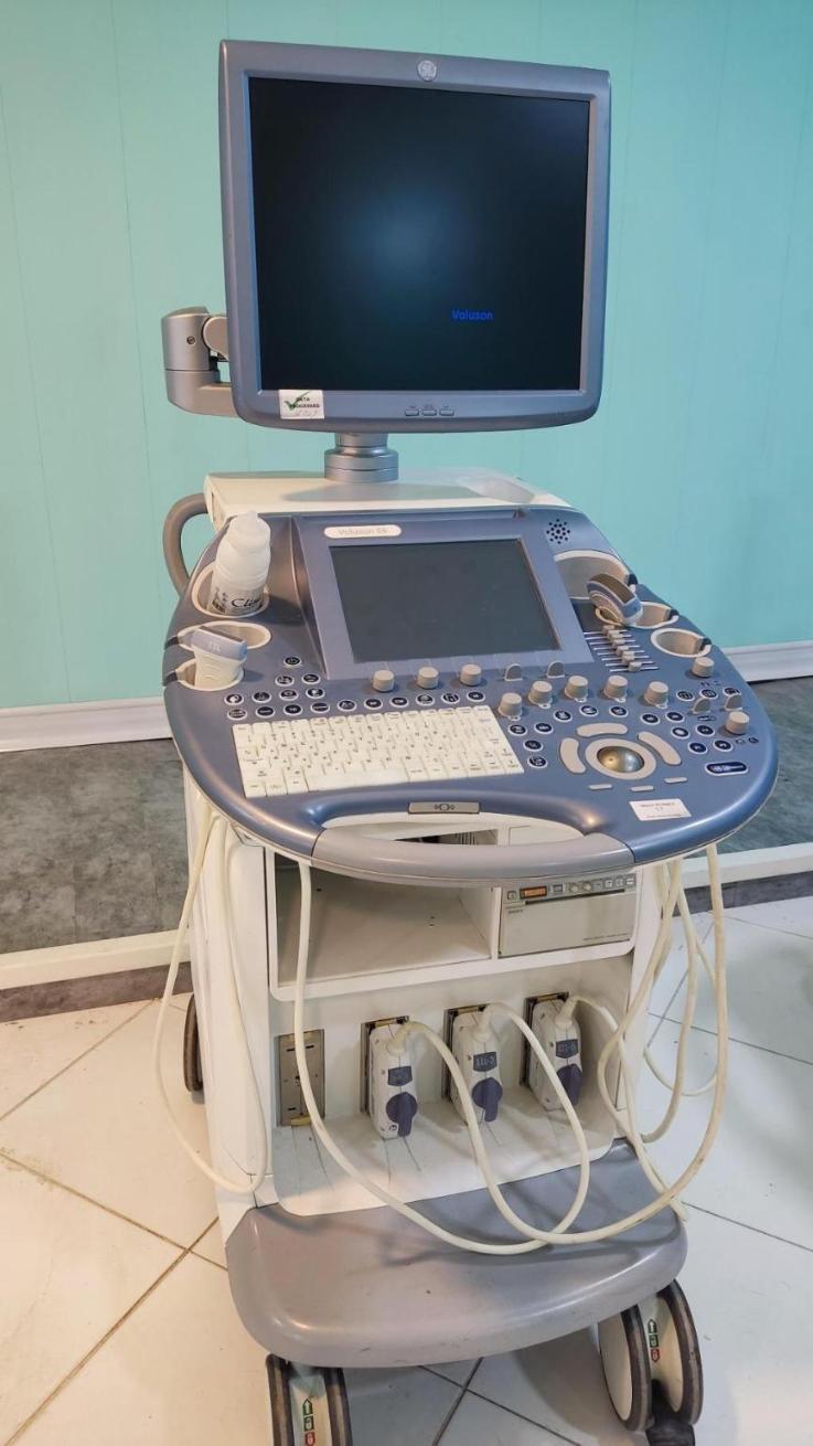 دستگاه سونوگرافی برند geدست دو/مدینیوم