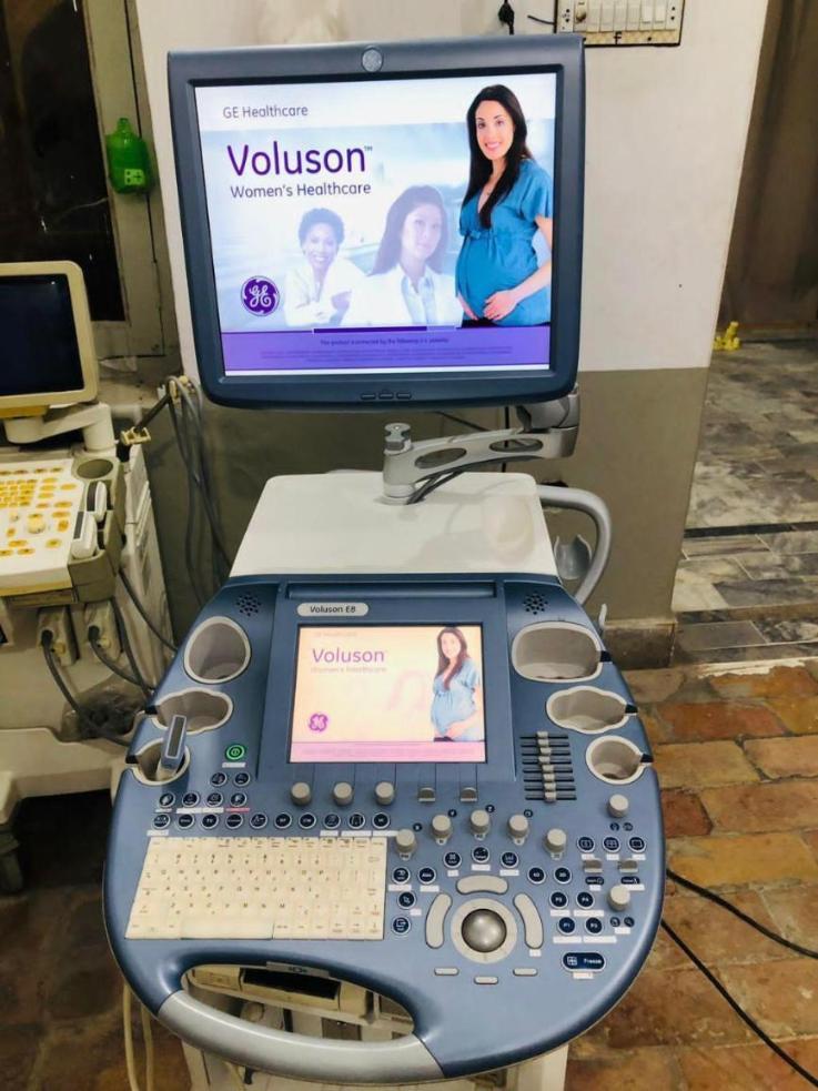 سونوگرافی E8دست دو/مدینیوم