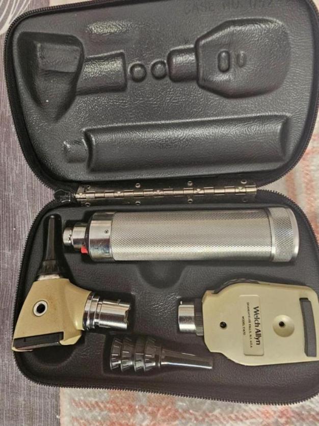 ست اتوسکوپ و افتالموسکوپ والش الیندست دو/مدینیوم