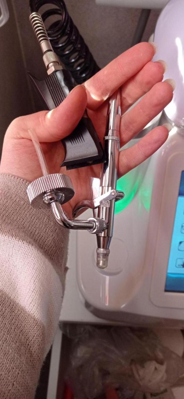 دستگاه اکوفشیال ۸کاره clinدست دو/مدینیوم