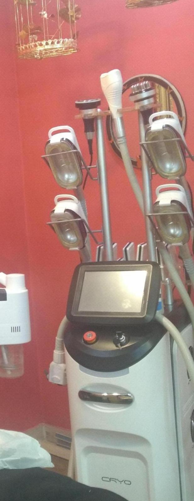 دستگاه کرایولیپولیز ۳۶۰ چهار سر کامل همراه آراف و لیزر و کویتیشن دست دو/مدینیوم