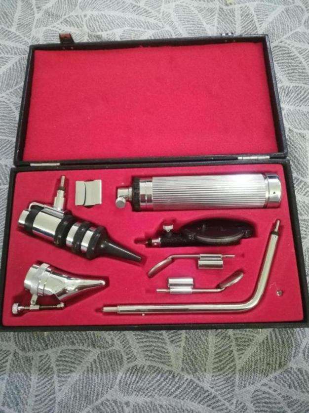 ست افتالموسکوپ و اتوسکوپ دست دو/مدینیوم