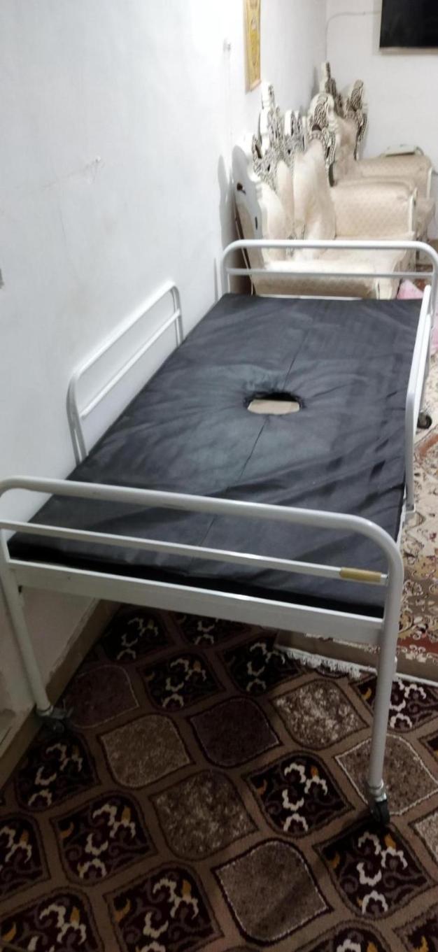 تخت و تشک بیمارستانیدست دو/مدینیوم