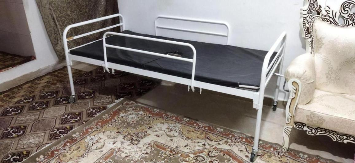 تخت و تشک بیمارستانیدست دو/مدینیوم