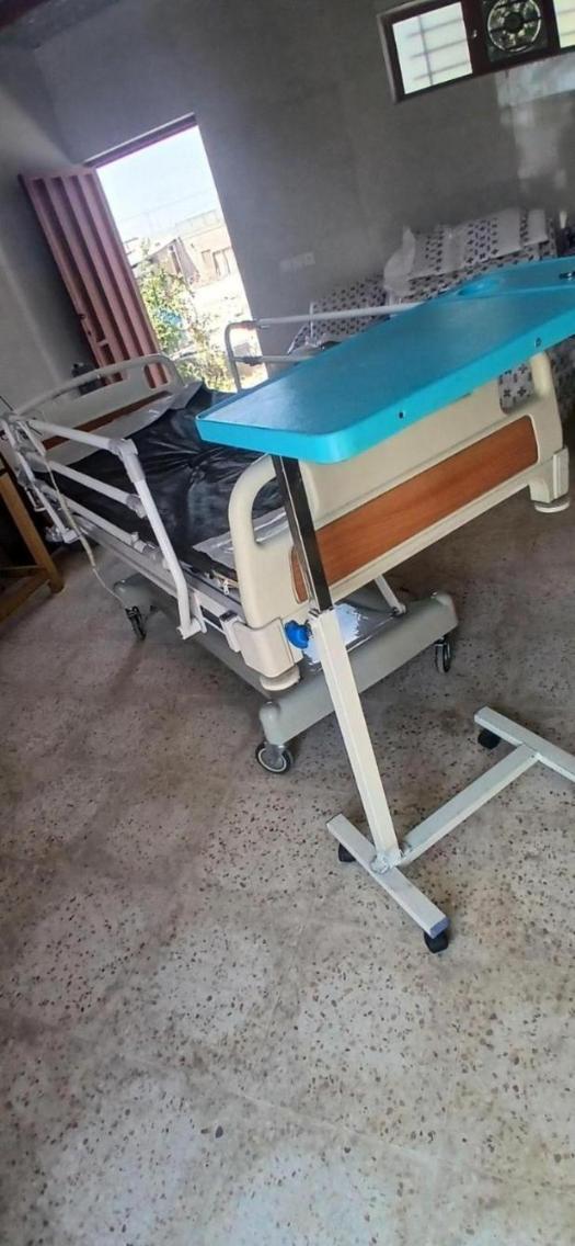 تخت بیمارستانی سه شکندست دو/مدینیوم