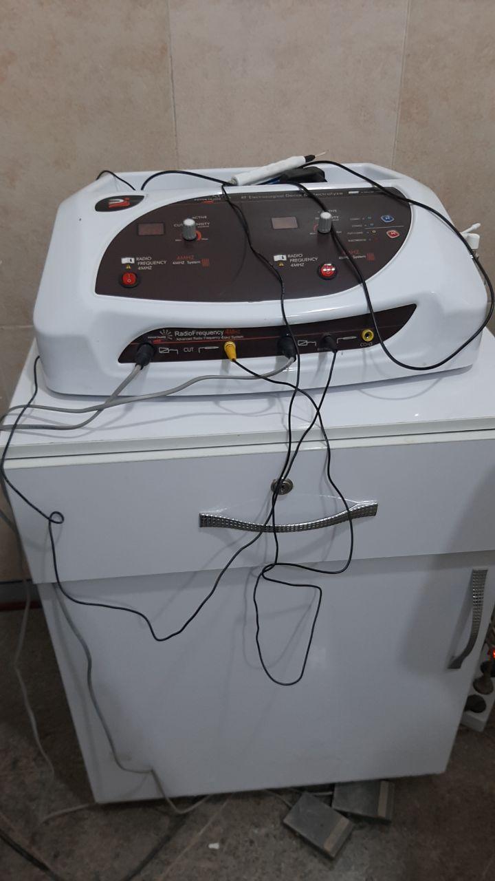 کلیه تجهیزات مرکز زیباییدست دو/مدینیوم