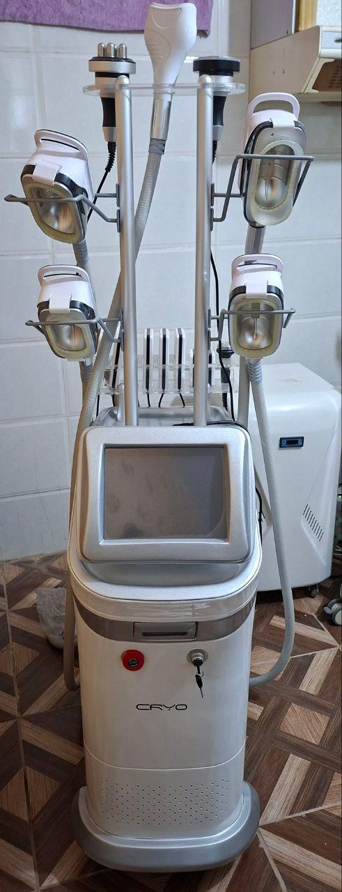 دستگاه لاغری کرایو  لیپولیز  ۳۶۰ درجه دست دو/مدینیوم