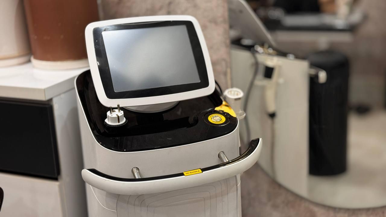 اراف فرکشنال اسکارلیت ساخت کرهدست دو/مدینیوم