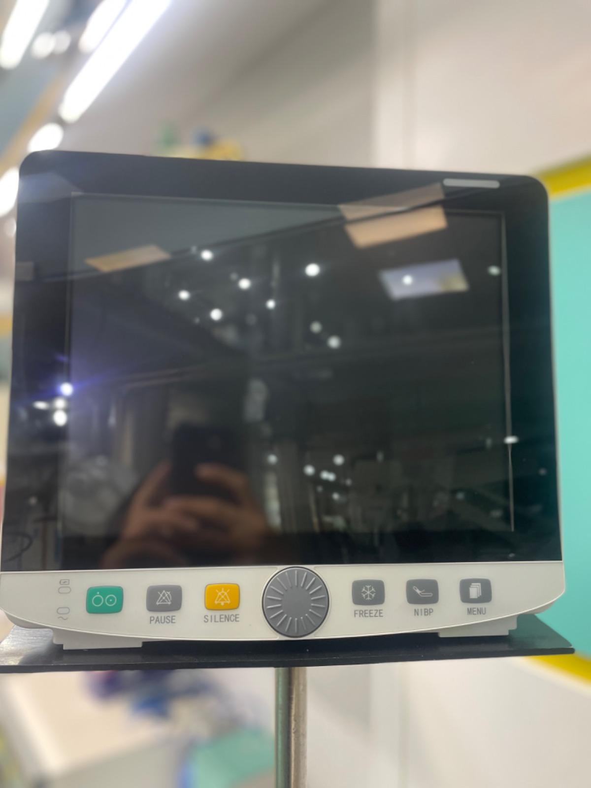 مانیتور علائم حیاتینو/مدینیوم