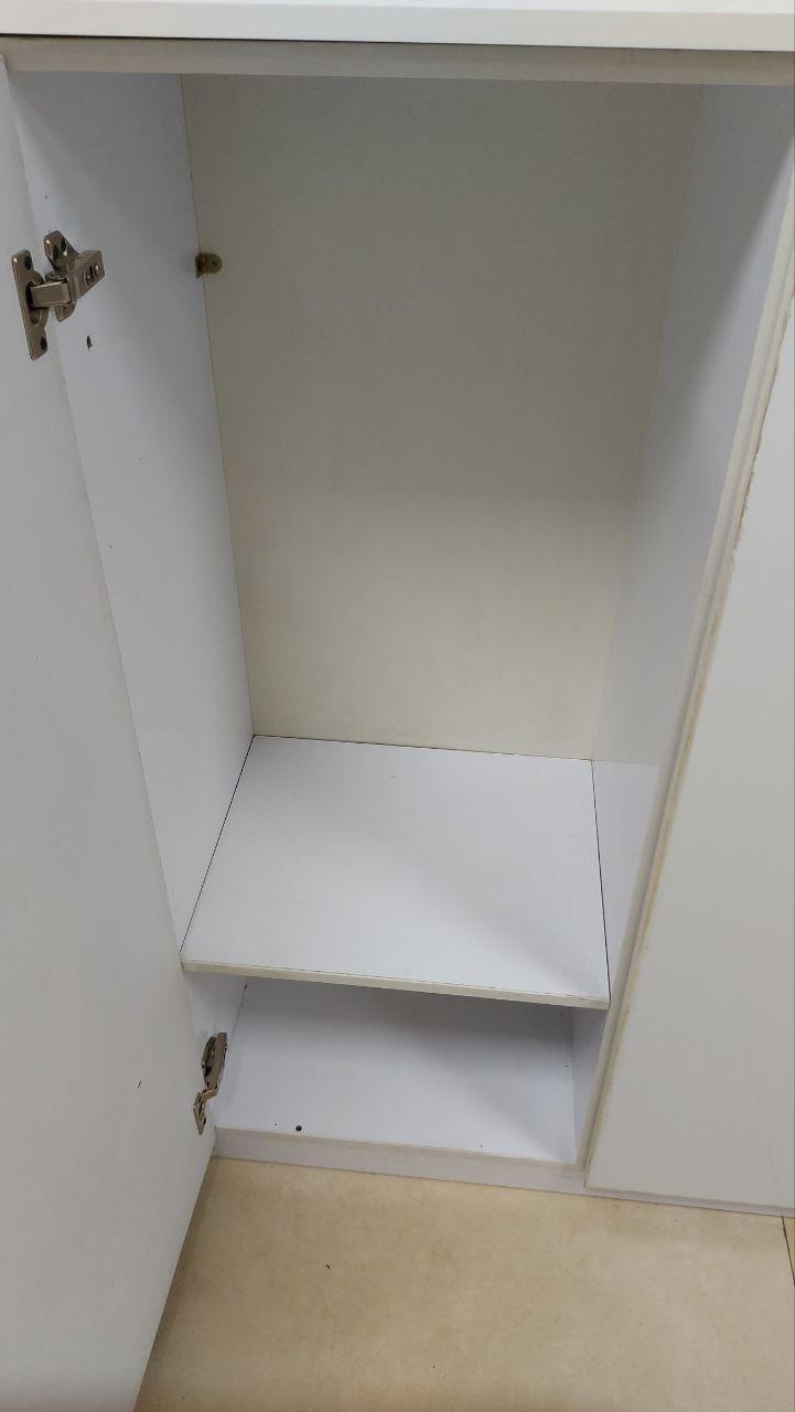 فروش دکور کانتر کمد اتاق لیزر کمد با در شیشه ایدست دو/مدینیوم