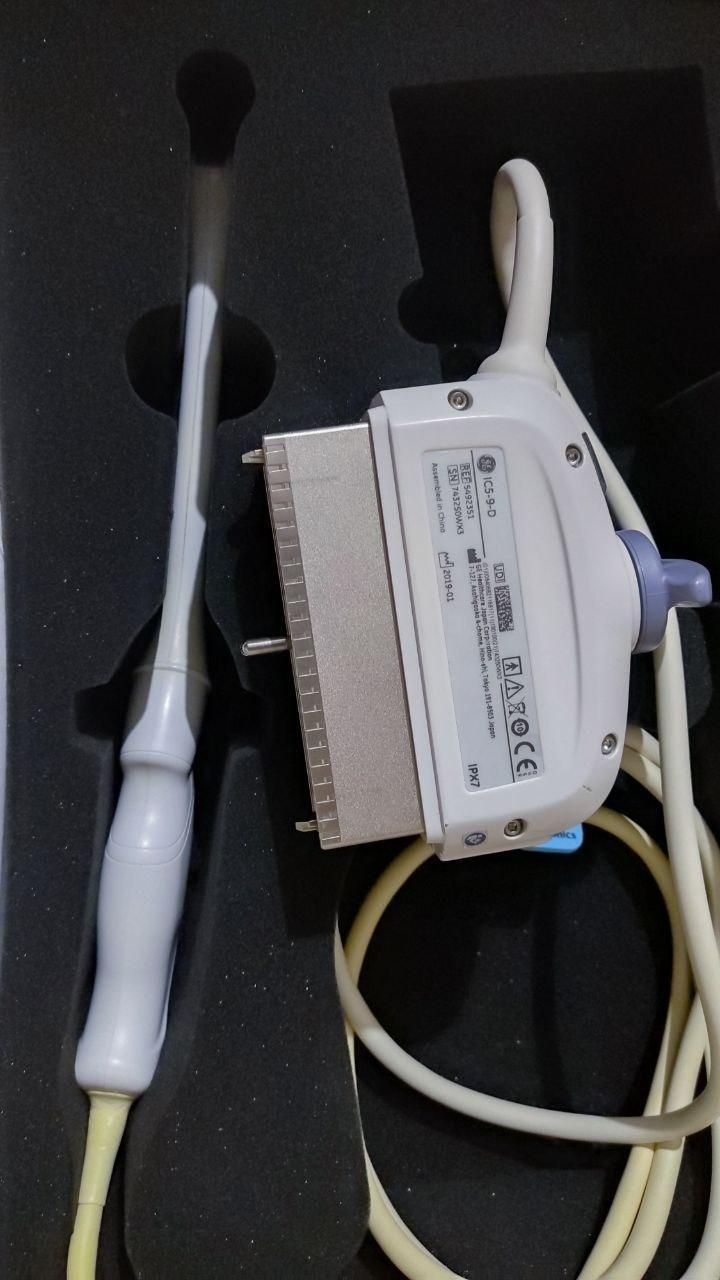 دستگاه سونوگرافی برندGE آمریکا مدل voluson E8 bt14دست دو/مدینیوم