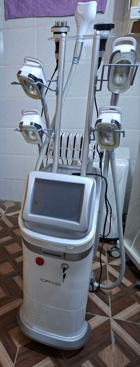 دستگاه لاغری کرایو  لیپولیز  ۳۶۰ درجه دست دو/مدینیوم