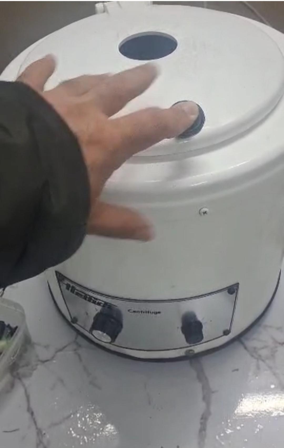 سانتریفیوژ دست دو/مدینیوم