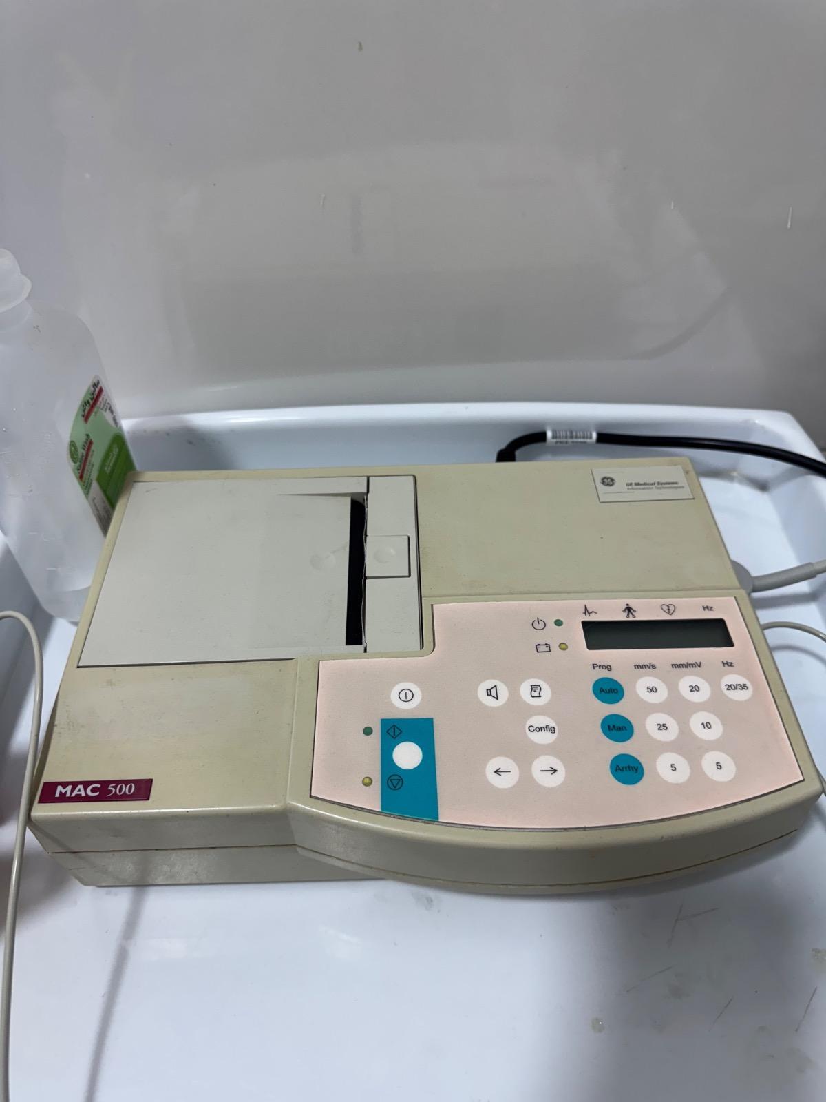 الکتروکاردیوگرلفیدست دو/مدینیوم