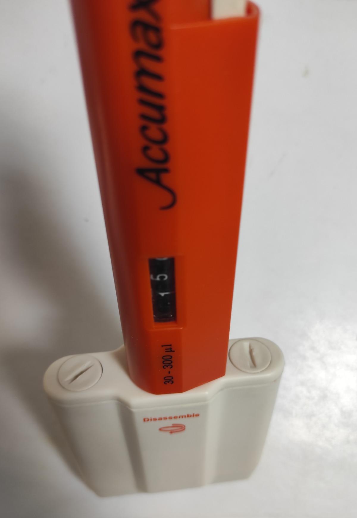 سمپلر 8 کاناله متغیر accumaxدست دو/مدینیوم