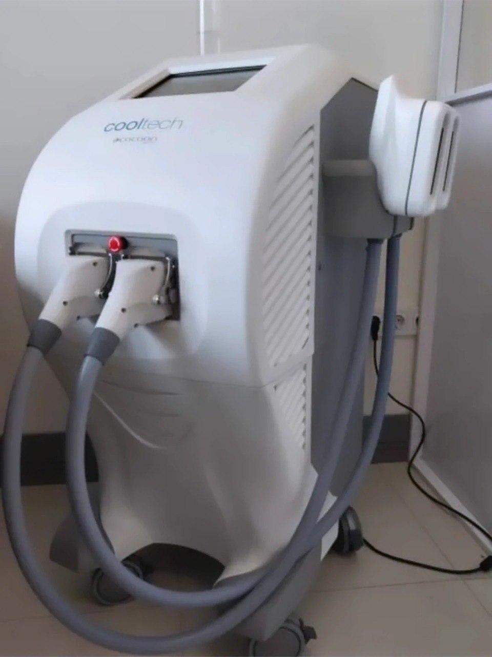 دستگاه لاغری کرایولیپولز برند کول تک cooltechدست دو/مدینیوم