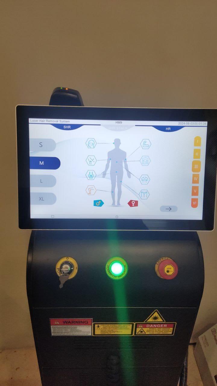 دستگاه لیزر تیتانیوم ۲۰۲۲ هوآمی ۱۲۰۰ واتدست دو/مدینیوم