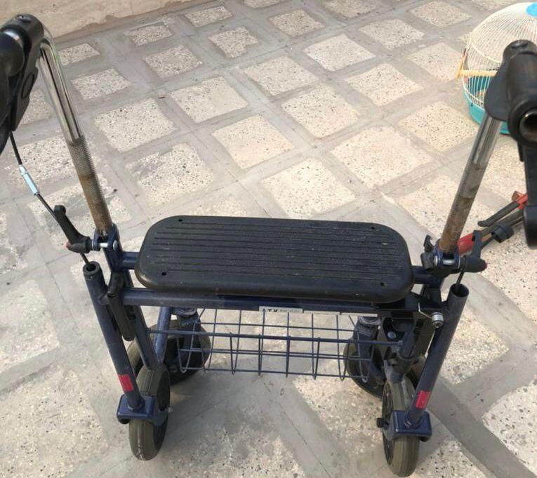 رولیتور واکر چرخدار نشیمن دار تایوانینو/مدینیوم