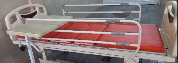 تخت بیمارستانیدست دو/مدینیوم