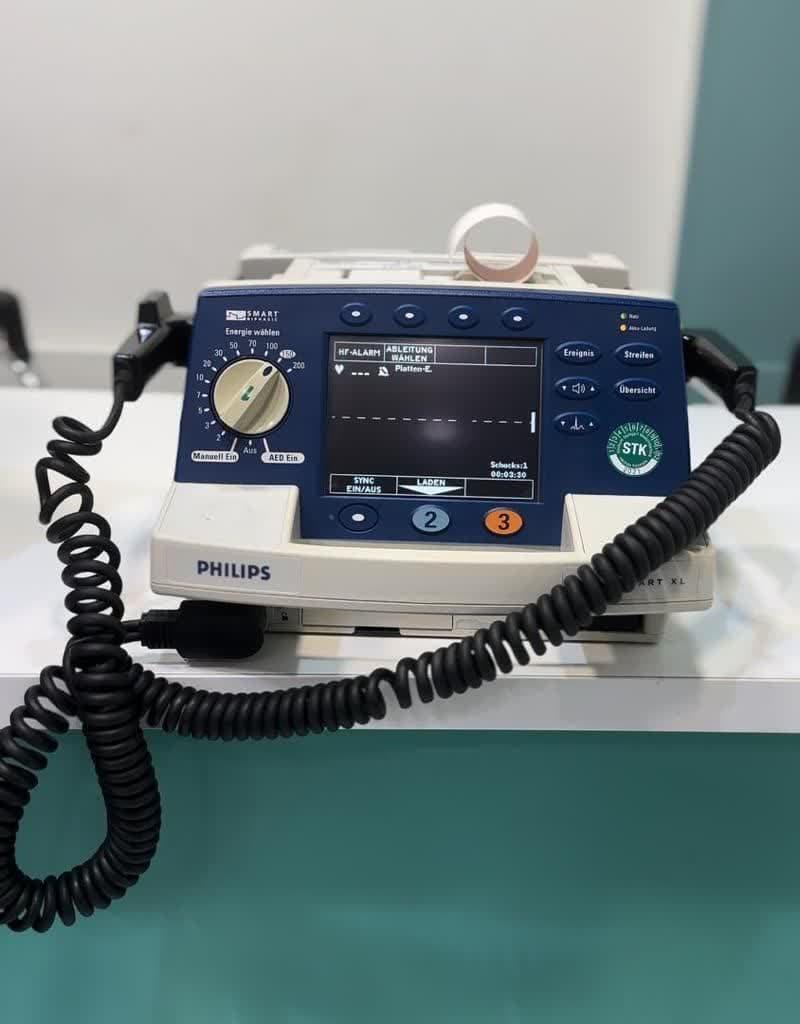 الکتروشوک در انواع مختلفدست دو/مدینیوم