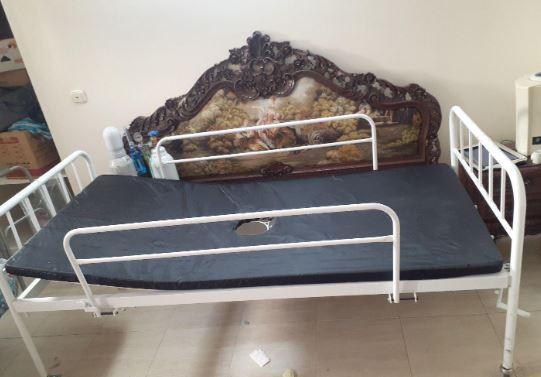 تخت بیمارستانی سه تیکهدست دو/مدینیوم